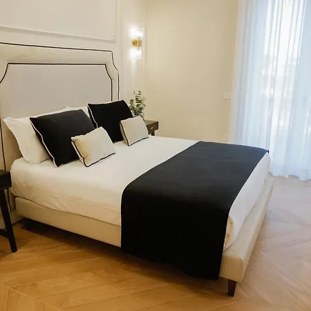 Πανσιόν Sofia &