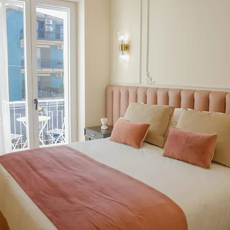 Sofia & Πανσιόν 4*