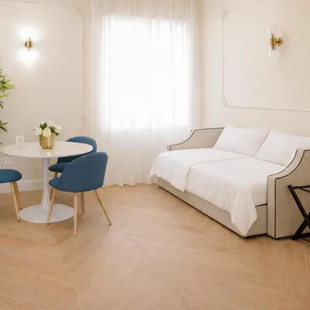 Sofia & 4* 폼페이